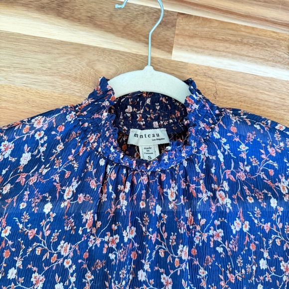 Monteau Los Angeles Navy Ditsy Floral Smocked Neck Top | Size S - Picture 4 of 10